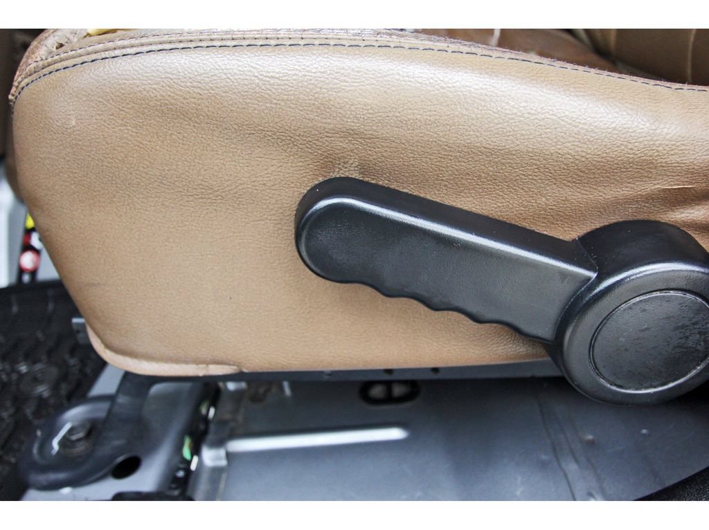 Used 2014 Jeep Wrangler Unlimited Sahara w/ Max Tow Package AWD/4WD image 21