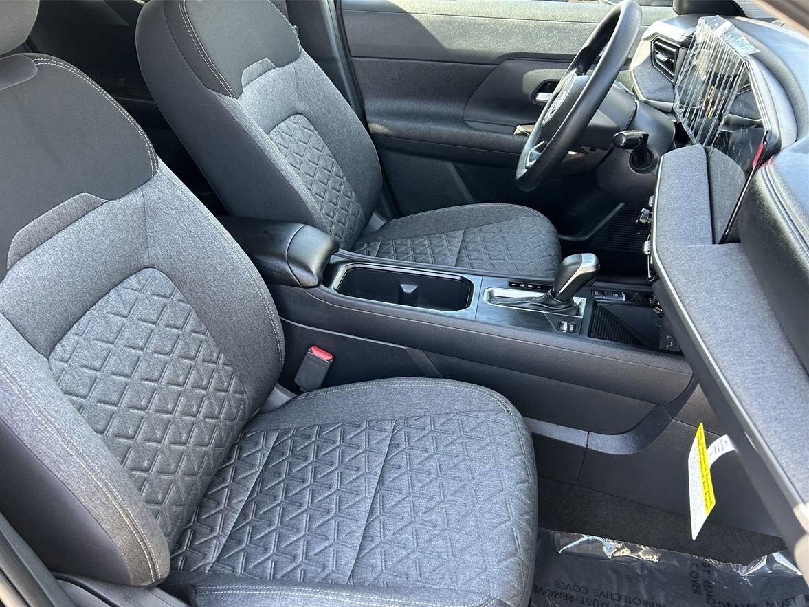 New 2026 Nissan Kicks SV FWD image 12