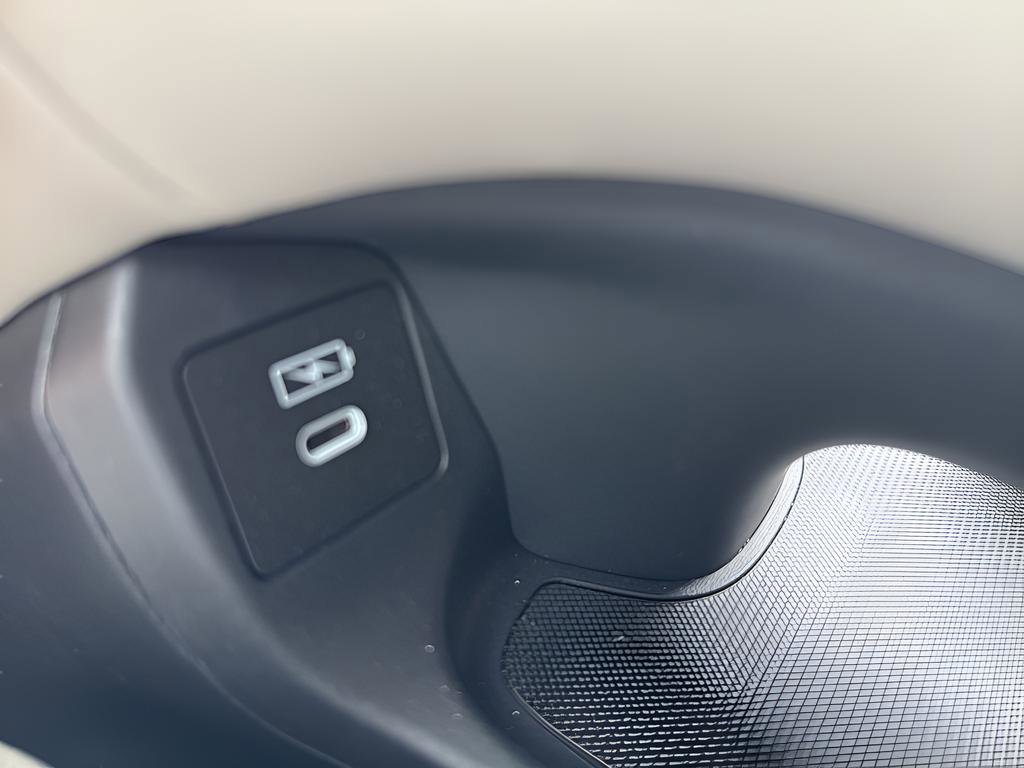 Used 2024 Honda HR-V LX image 33