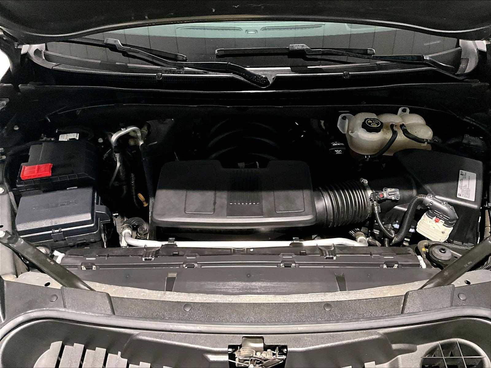 Used 2021 Cadillac Escalade ESV Premium Luxury w/ Driver Assist Tech Package image 21