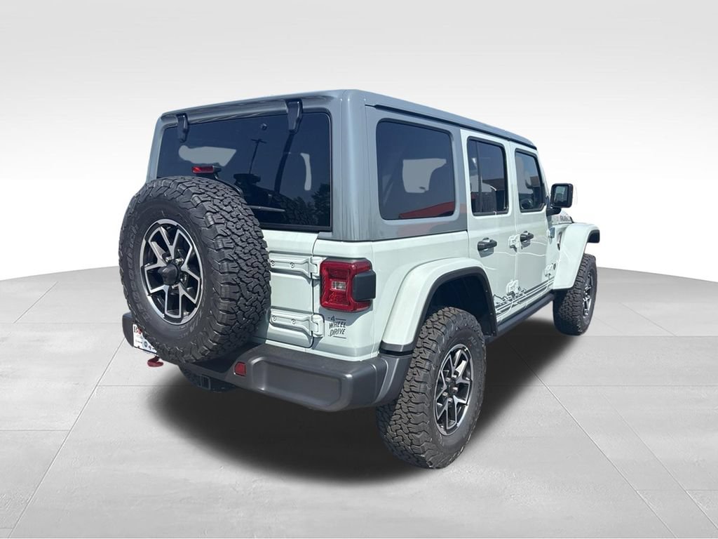New 2026 Jeep Wrangler Unlimited Rubicon w/ Rockslide Package AWD/4WD image 3