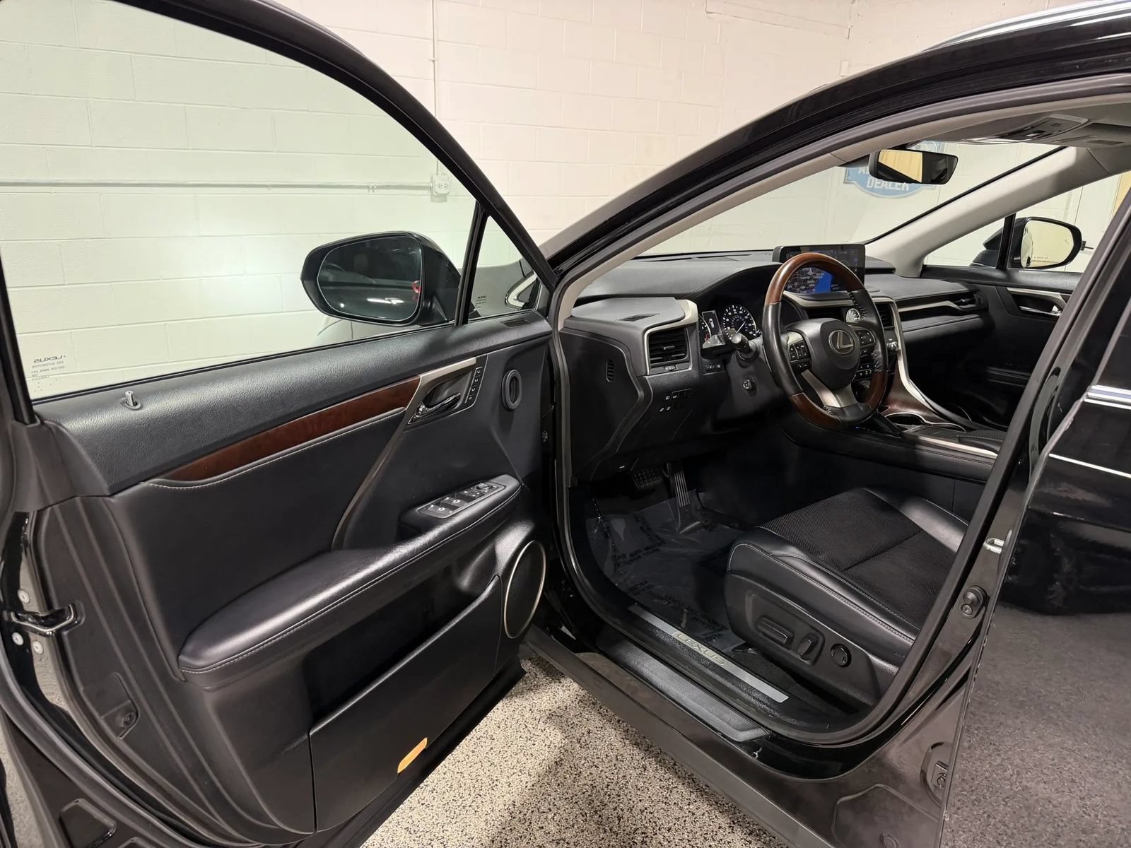 Used 2020 Lexus RX 350 AWD w/ Premium Package image 9