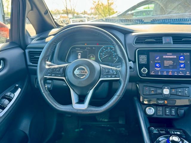 Used 2020 Nissan Leaf SV w/ SV All Weather Package FWD image 9