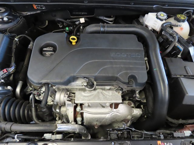 Used 2023 Chevrolet Malibu LT image 35