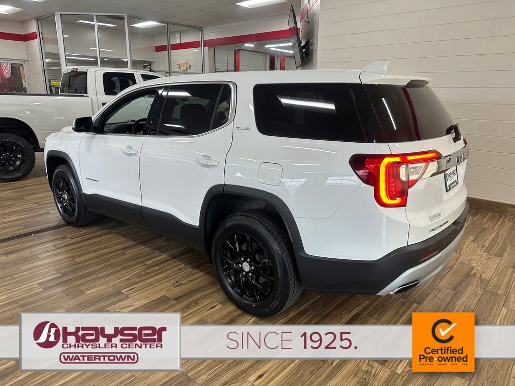 Used 2022 GMC Acadia SLE w/ LPO, Floor Liner Package AWD/4WD image 3
