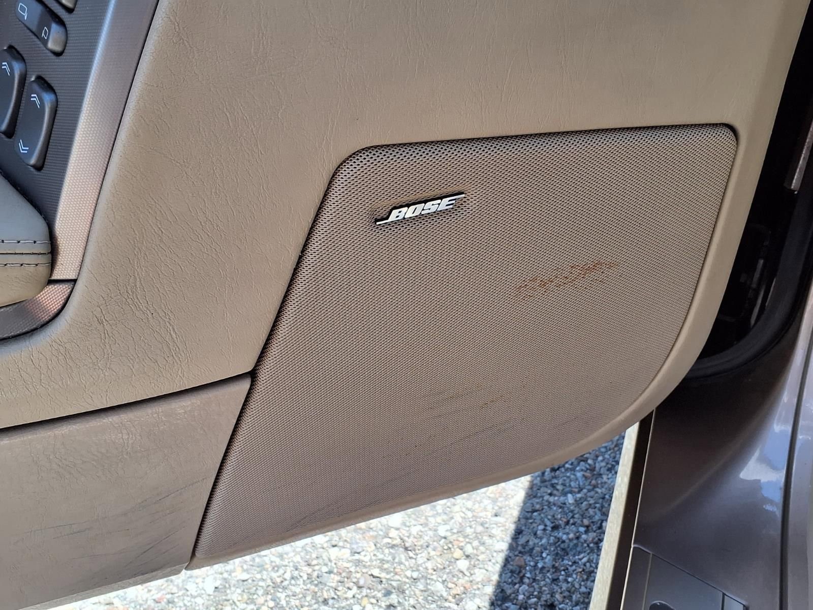 Used 2008 Cadillac XLR RWD image 16