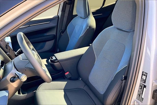 Used 2026 Volvo EX30 Cross Country Ultra w/ Protection Package Premier image 18