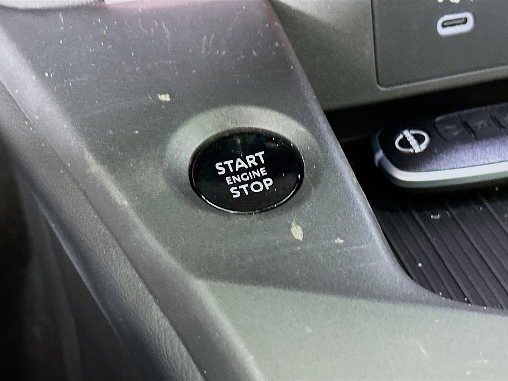 New 2026 Nissan Sentra SR w/ SR Premium Package image 19