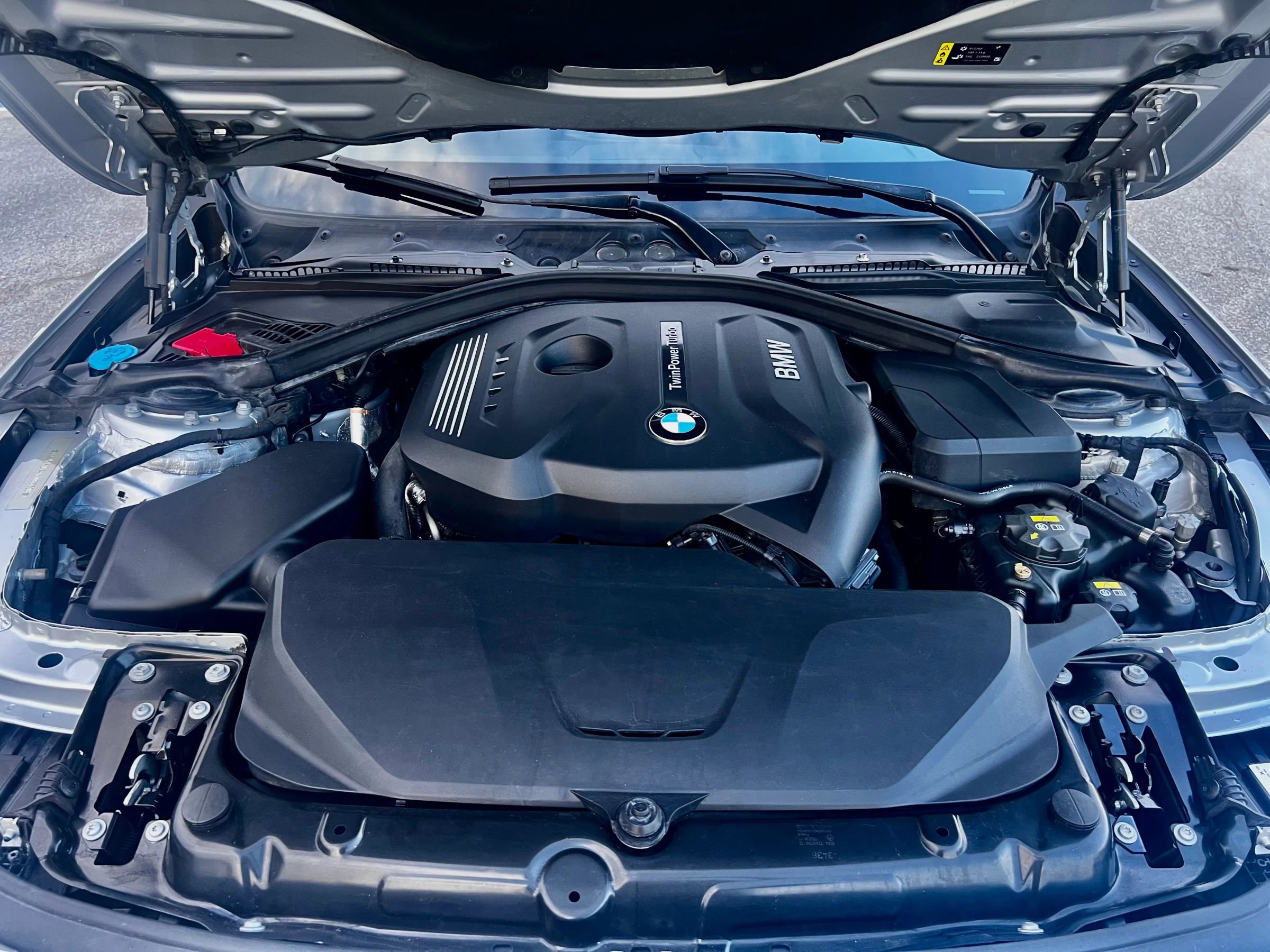 Used 2017 BMW 330i Sedan RWD image 27