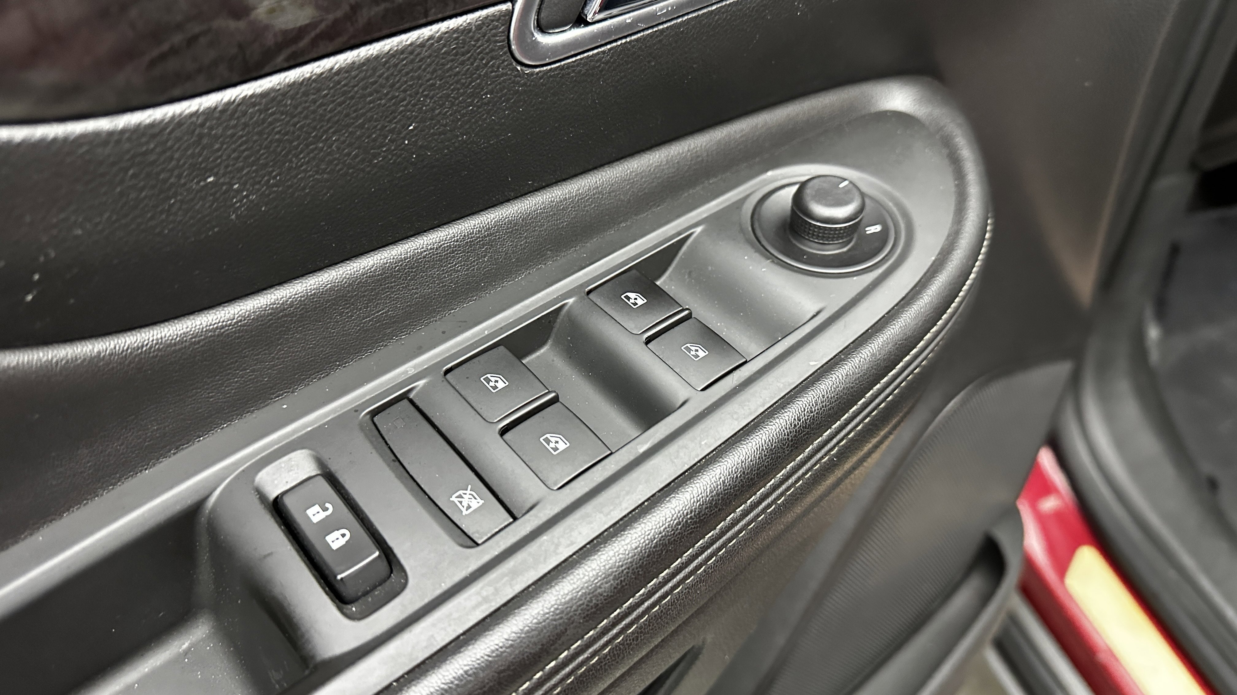 Used 2016 Buick Encore Convenience image 11