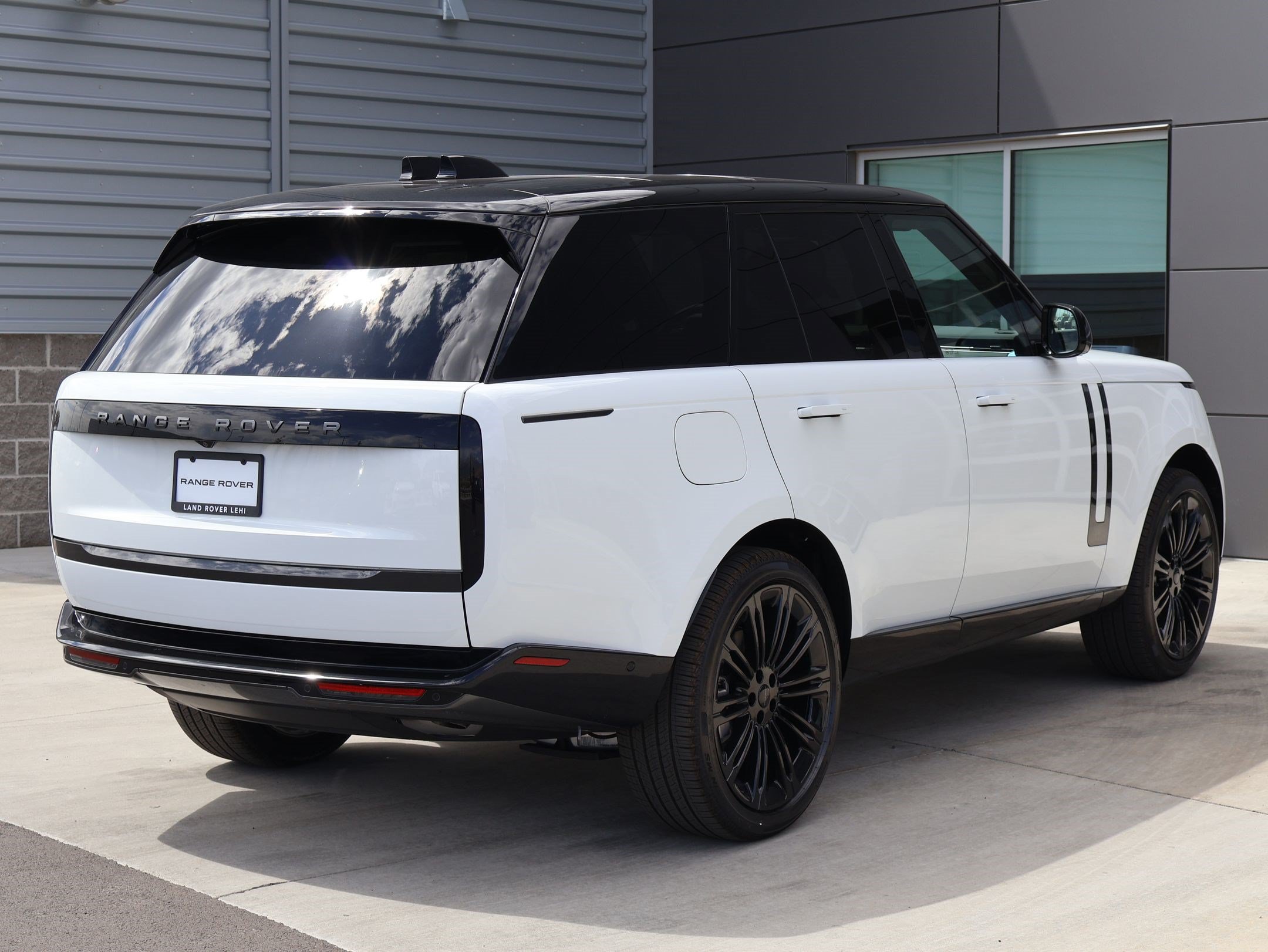 New 2026 Land Rover Range Rover SE AWD/4WD image 5