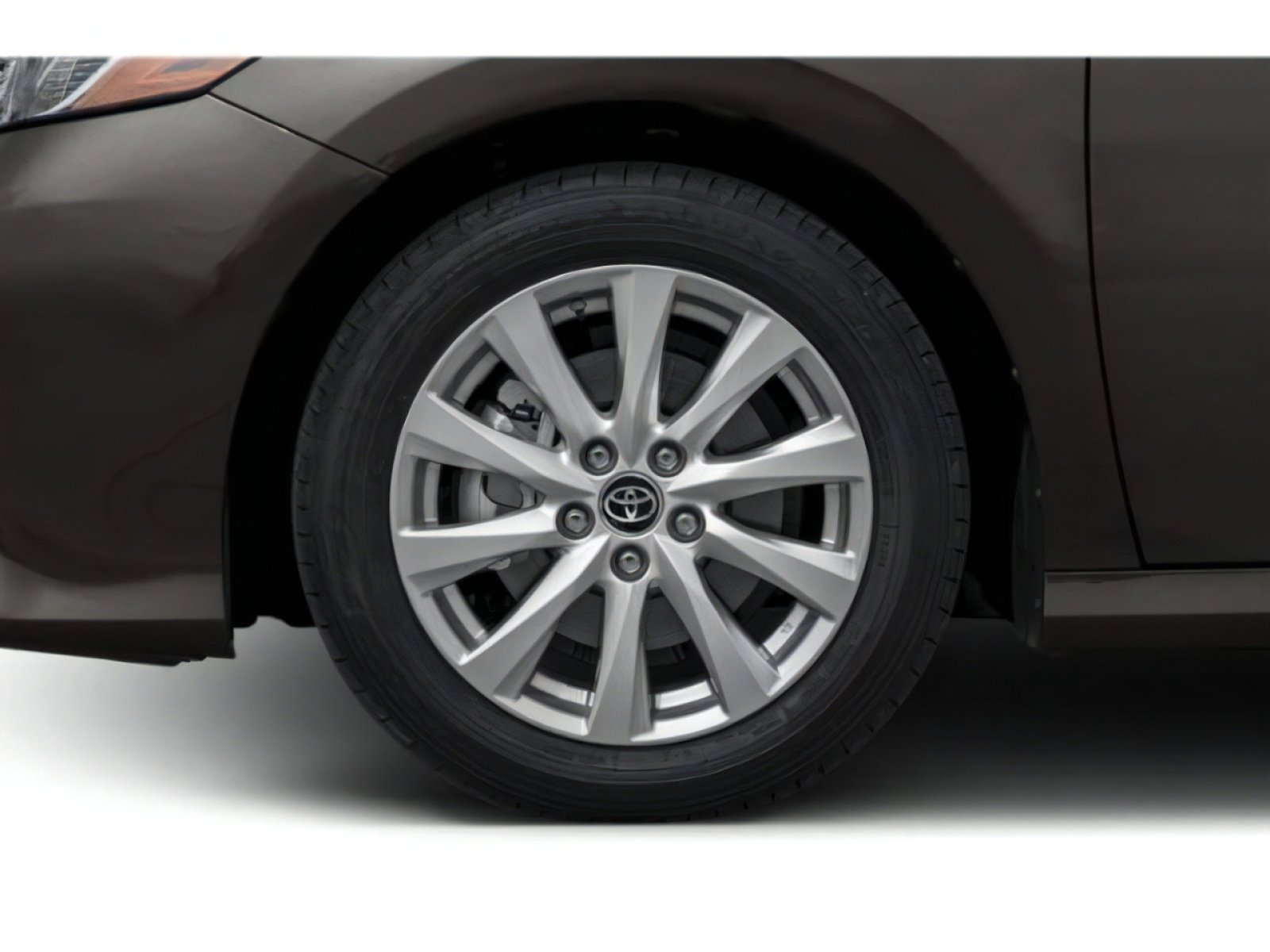 Used 2020 Toyota Camry LE FWD image 11