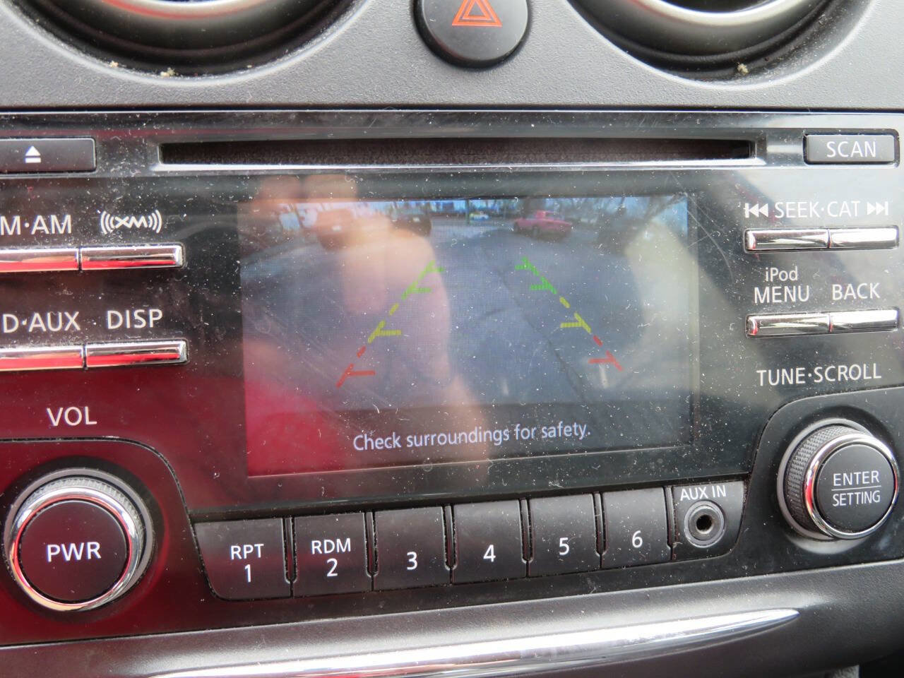 Used 2015 Nissan Rogue S w/ Convenience Package image 10