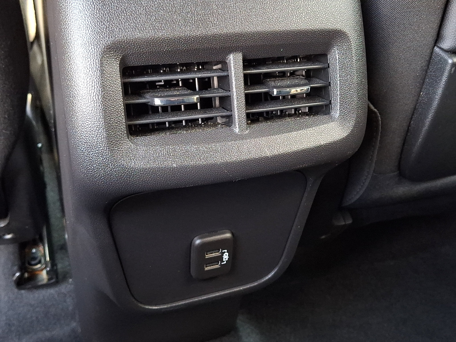 Used 2024 GMC Terrain SLE w/ Driver Convenience Package AWD/4WD image 11