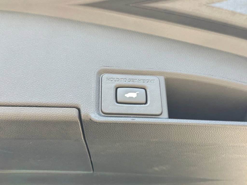 Used 2023 Acura RDX AWD image 19