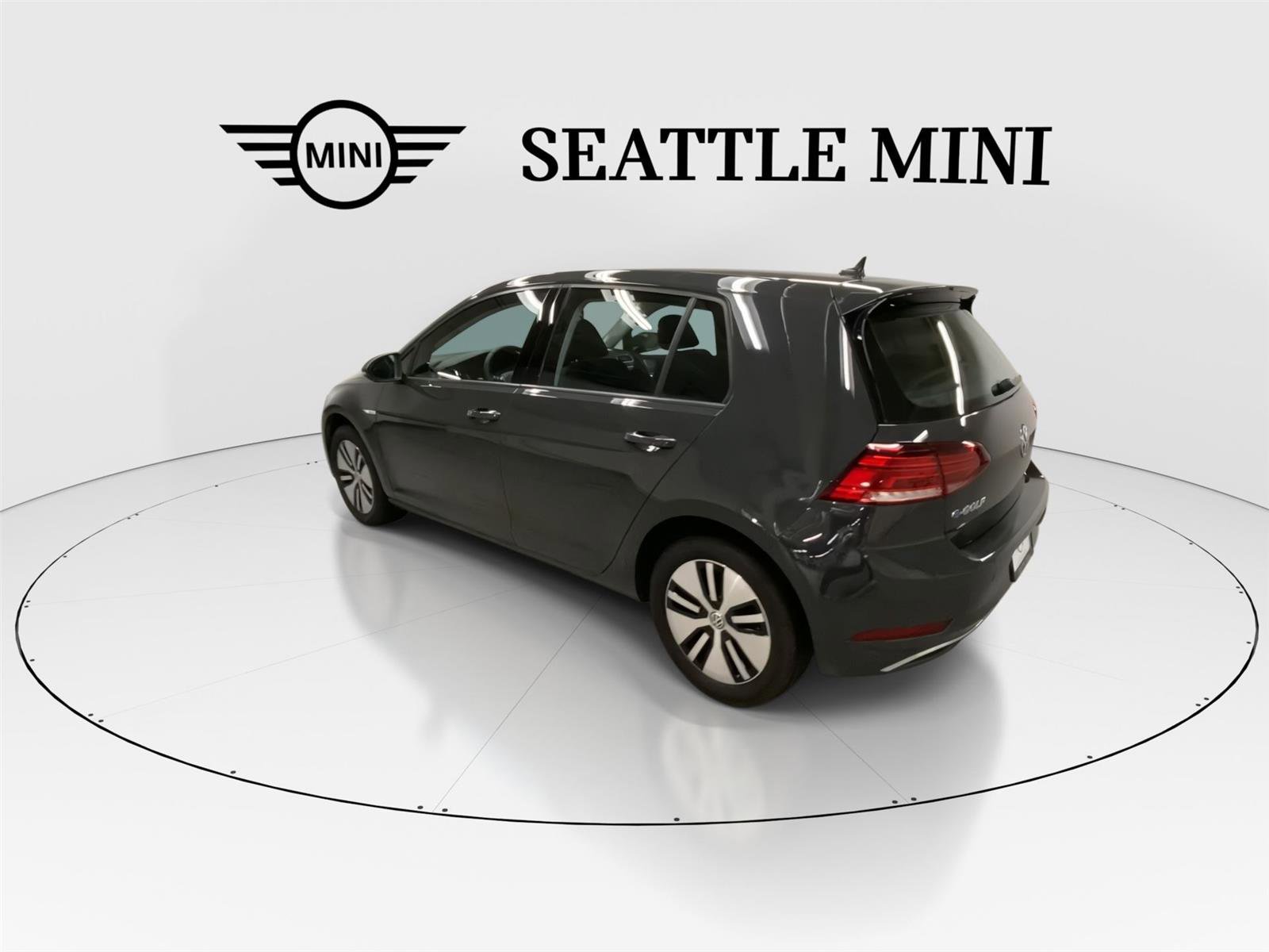 Used 2019 Volkswagen e-Golf SE w/ Driver Assistance Package image 8