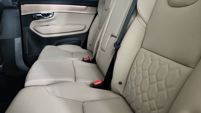 New 2026 Volvo XC90 B6 Plus w/ Protection Package AWD/4WD image 29