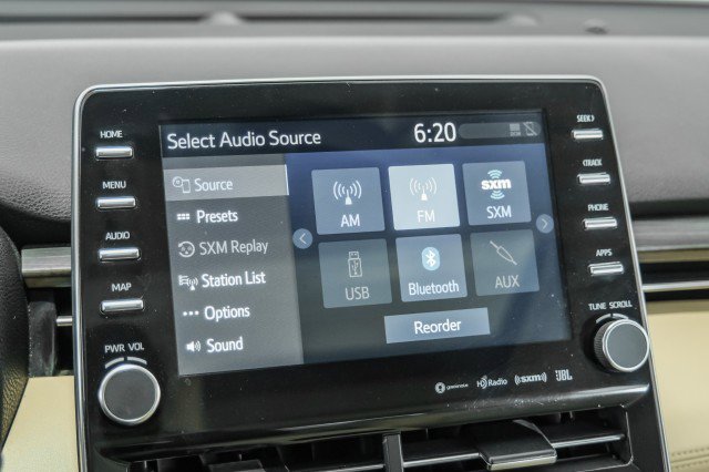 Used 2019 Toyota Avalon XLE w/ Moonroof Package image 30