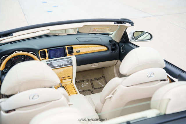 Used 2003 Lexus SC 430 Convertible RWD image 73
