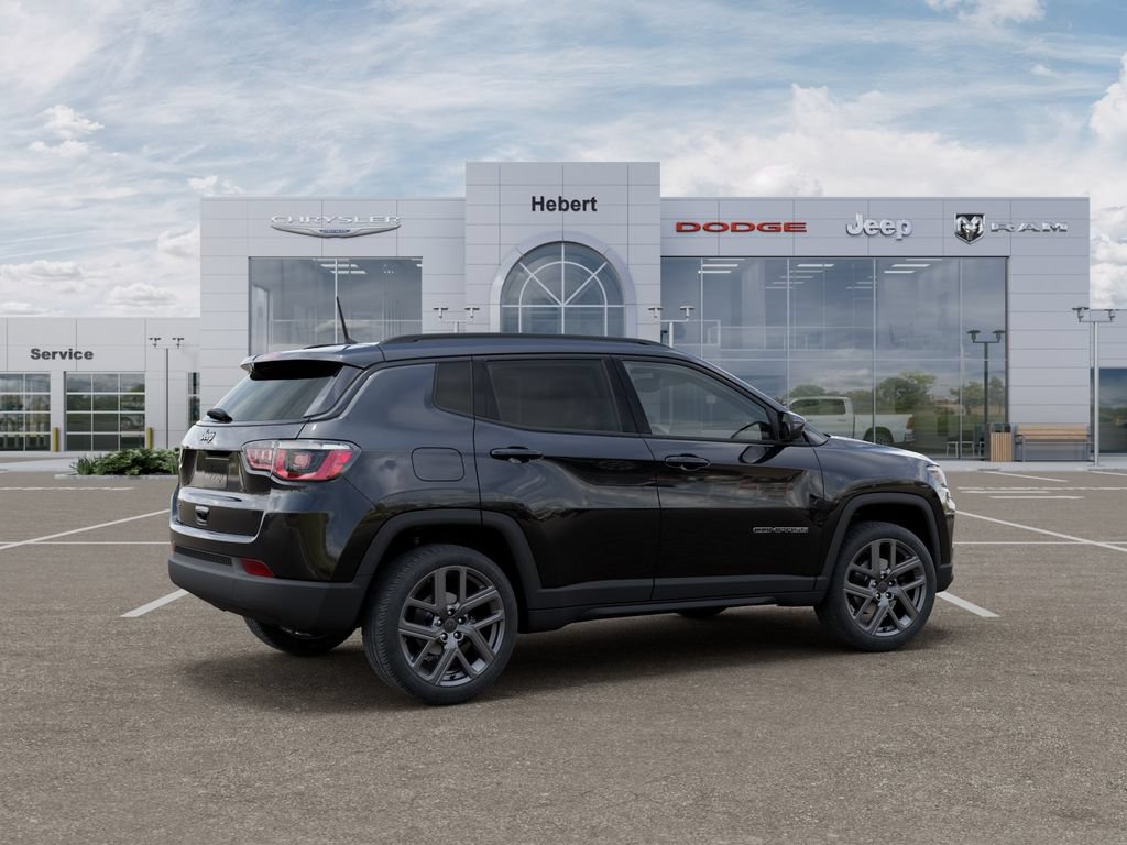 New 2026 Jeep Compass Latitude AWD/4WD image 4