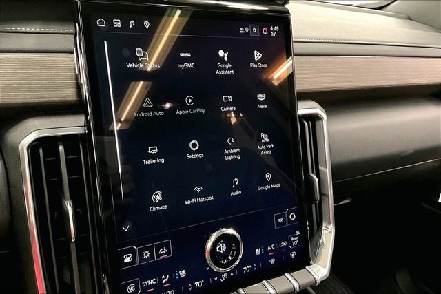 Used 2025 GMC Acadia Denali w/ Super Cruise Package image 40