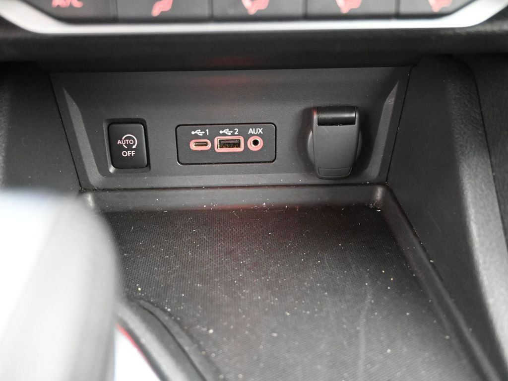 Used 2025 Nissan Sentra SV FWD image 26