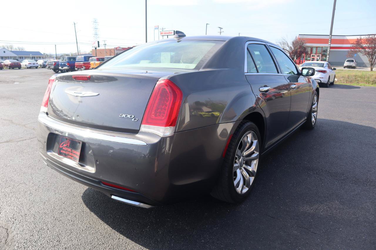 Used 2015 Chrysler 300 C w/ Light Group RWD image 32