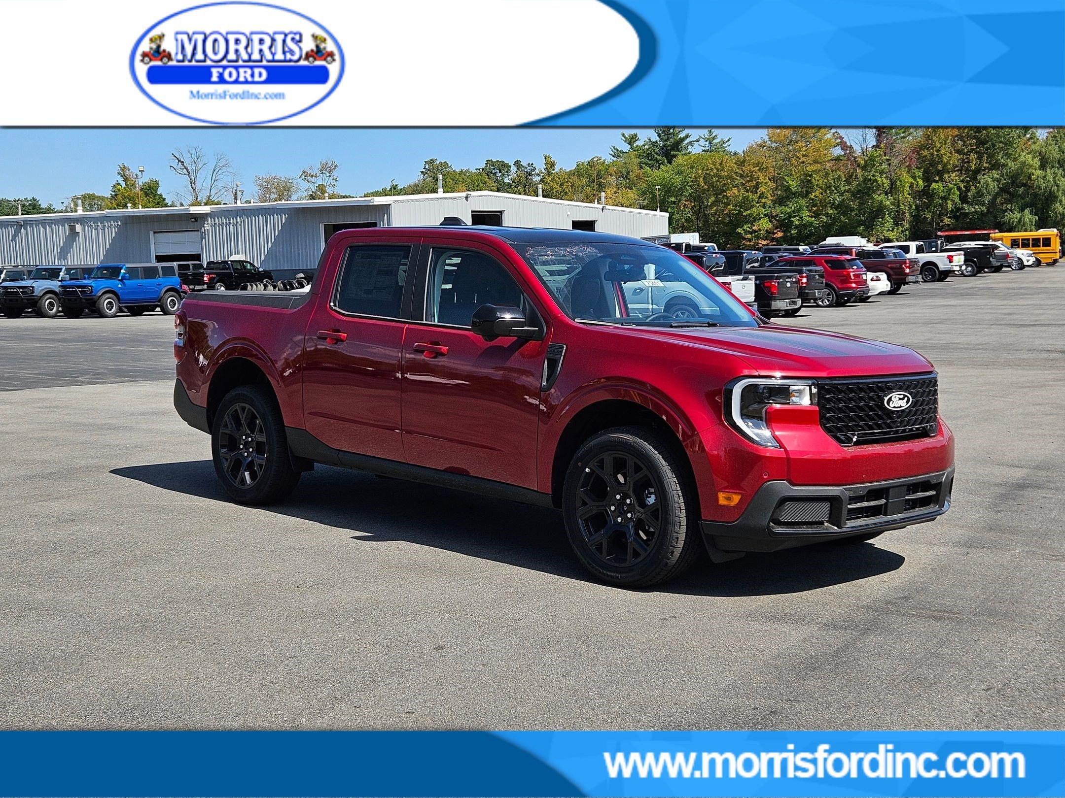 New 2025 Ford Maverick Lariat w/ Black Appearance Package