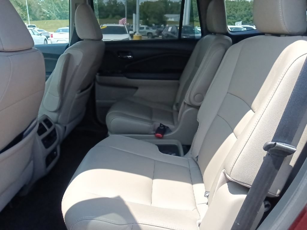 Used 2022 Honda Pilot Touring image 29