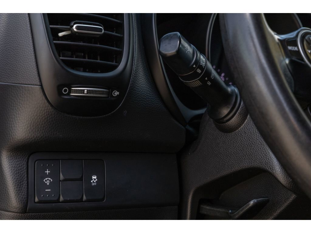 Used 2018 Kia Soul + image 20