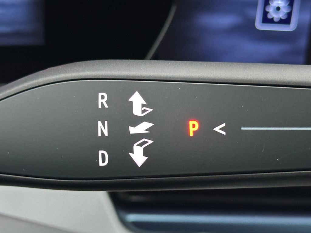 New 2026 Chevrolet Equinox EV LT image 14