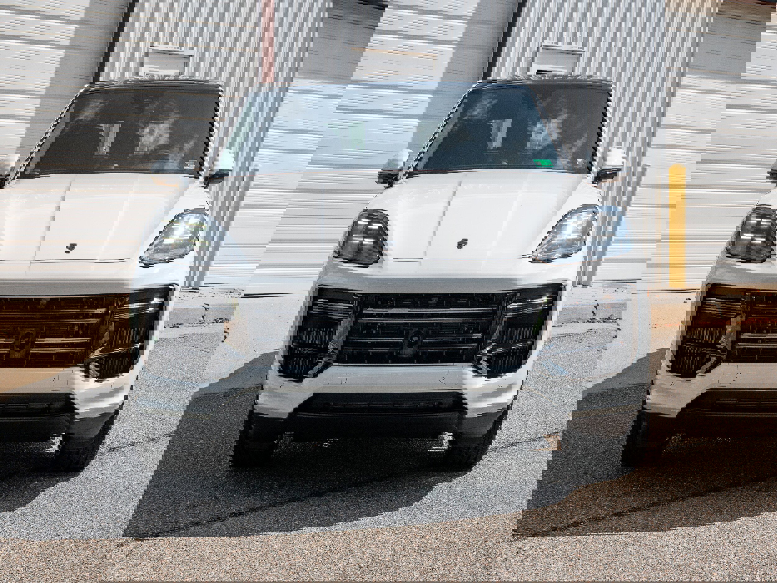 New 2025 Porsche Cayenne Turbo image 10