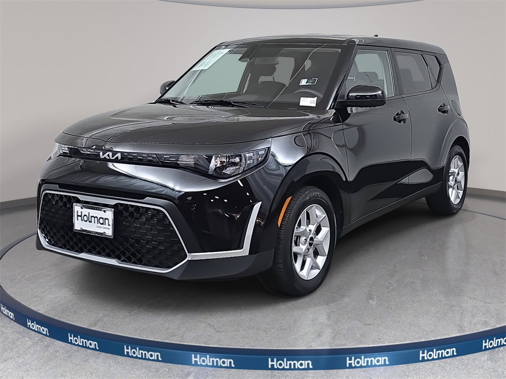 Used 2024 Kia Soul LX w/ Option Group 015 image 1