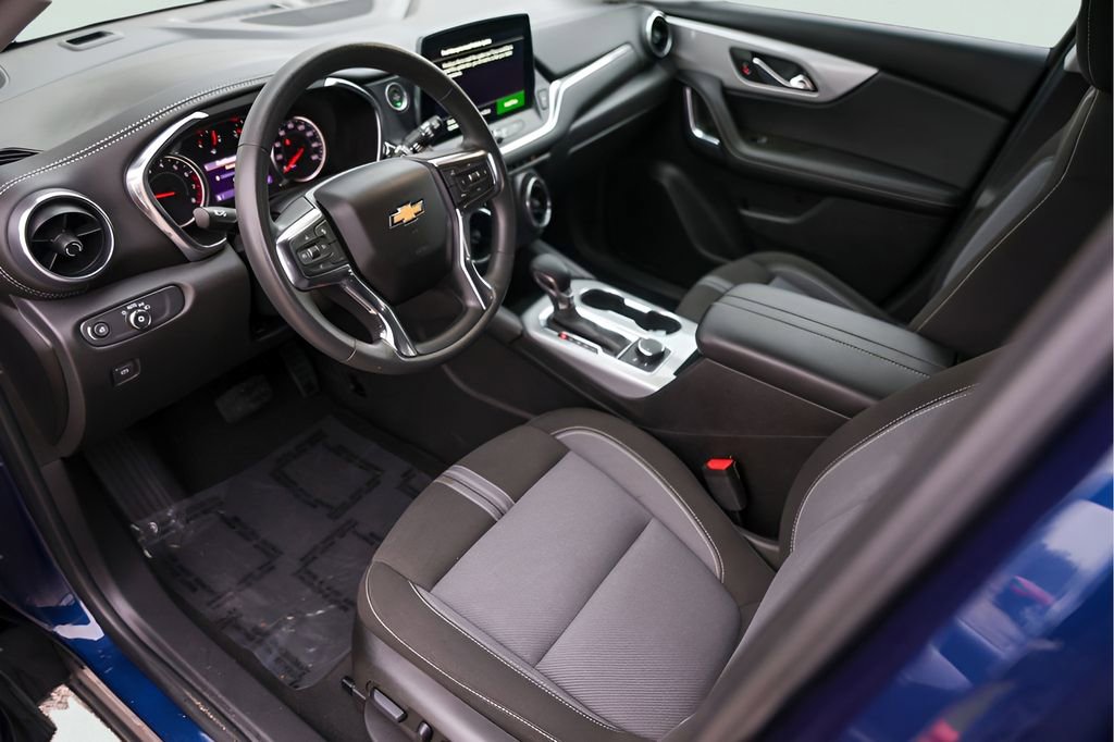 Certified 2023 Chevrolet Blazer LT w/ Driver Confidence Package FWD image 13