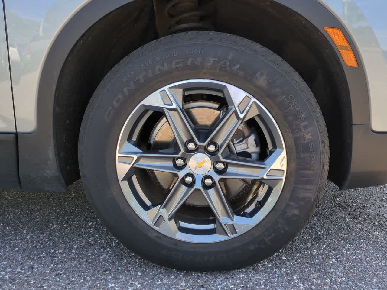Used 2025 Chevrolet Blazer LT FWD image 11