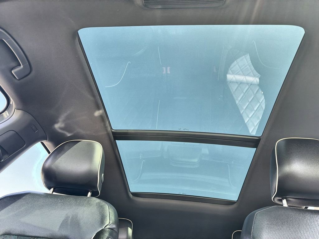 Used 2024 Volkswagen Atlas Cross Sport SEL Premium R-Line image 16