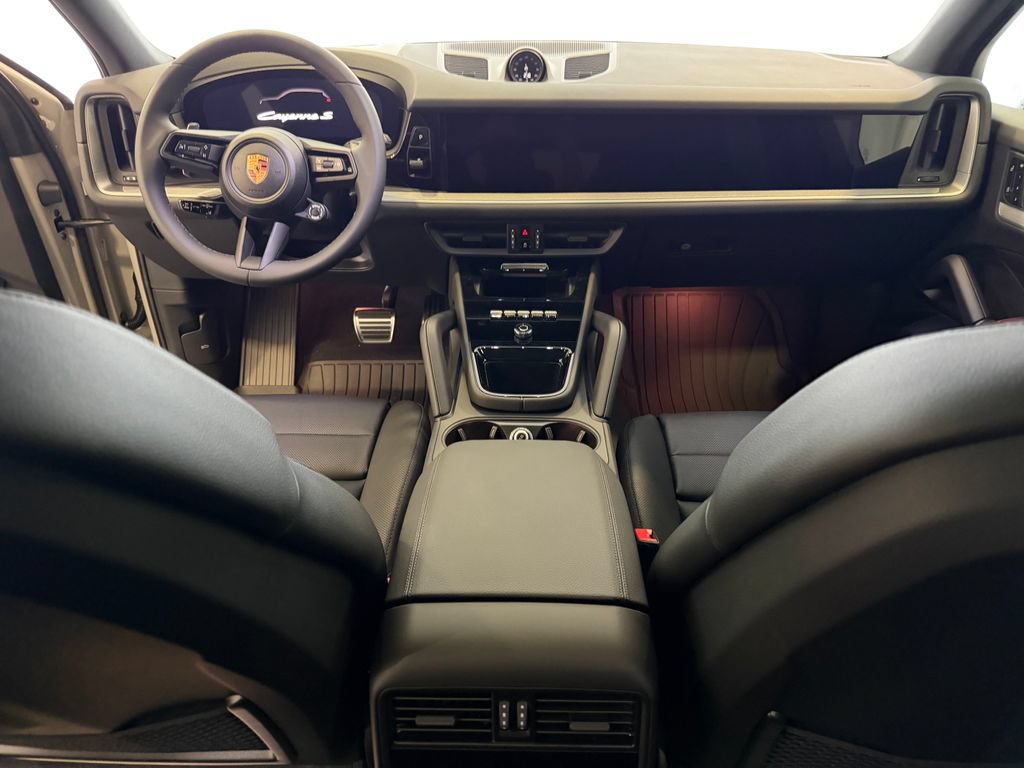 New 2026 Porsche Cayenne S AWD/4WD image 17