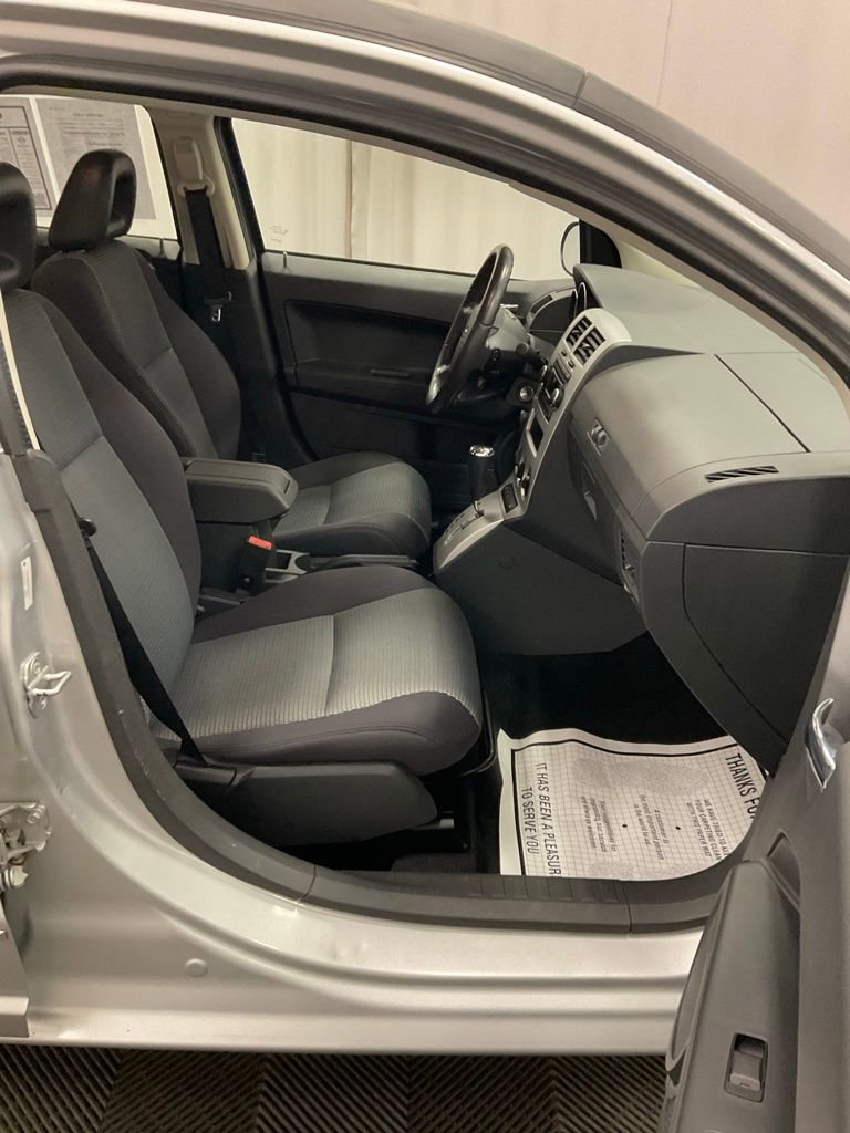 Used 2008 Dodge Caliber SXT w/ Driver Convenience Group image 24