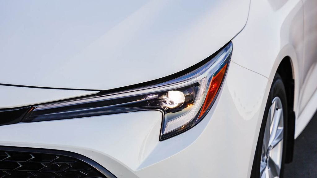 Used 2024 Toyota Corolla SE image 5