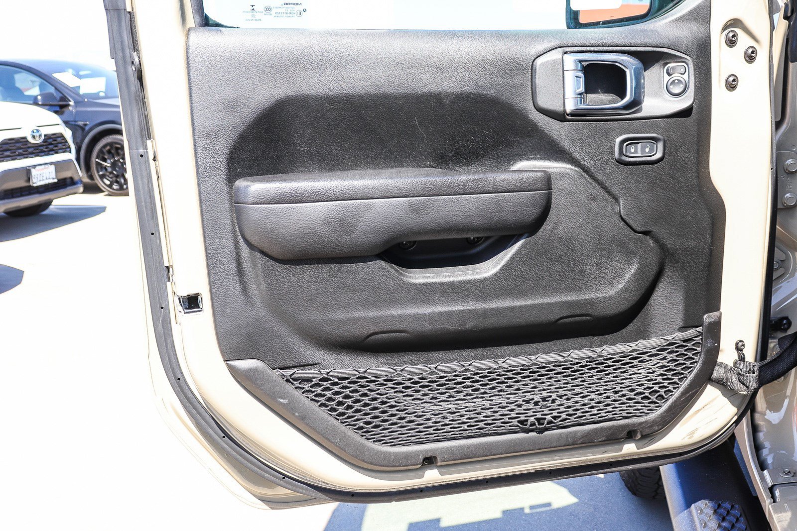Used 2022 Jeep Gladiator Sport AWD/4WD image 25