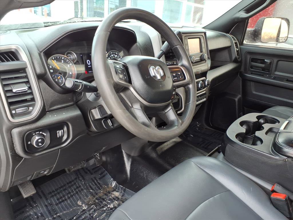 Used 2022 RAM 2500 Tradesman w/ Chrome Appearance Group AWD/4WD image 13