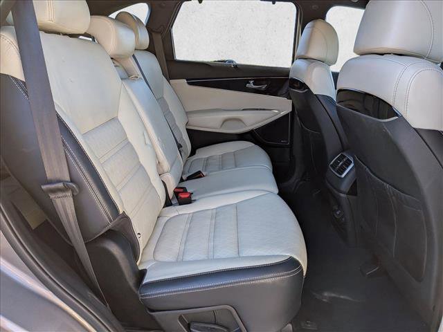 Used 2017 Kia Sorento SX FWD image 22