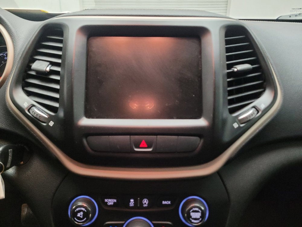 Used 2015 Jeep Cherokee Latitude w/ Trailer Tow Group image 25