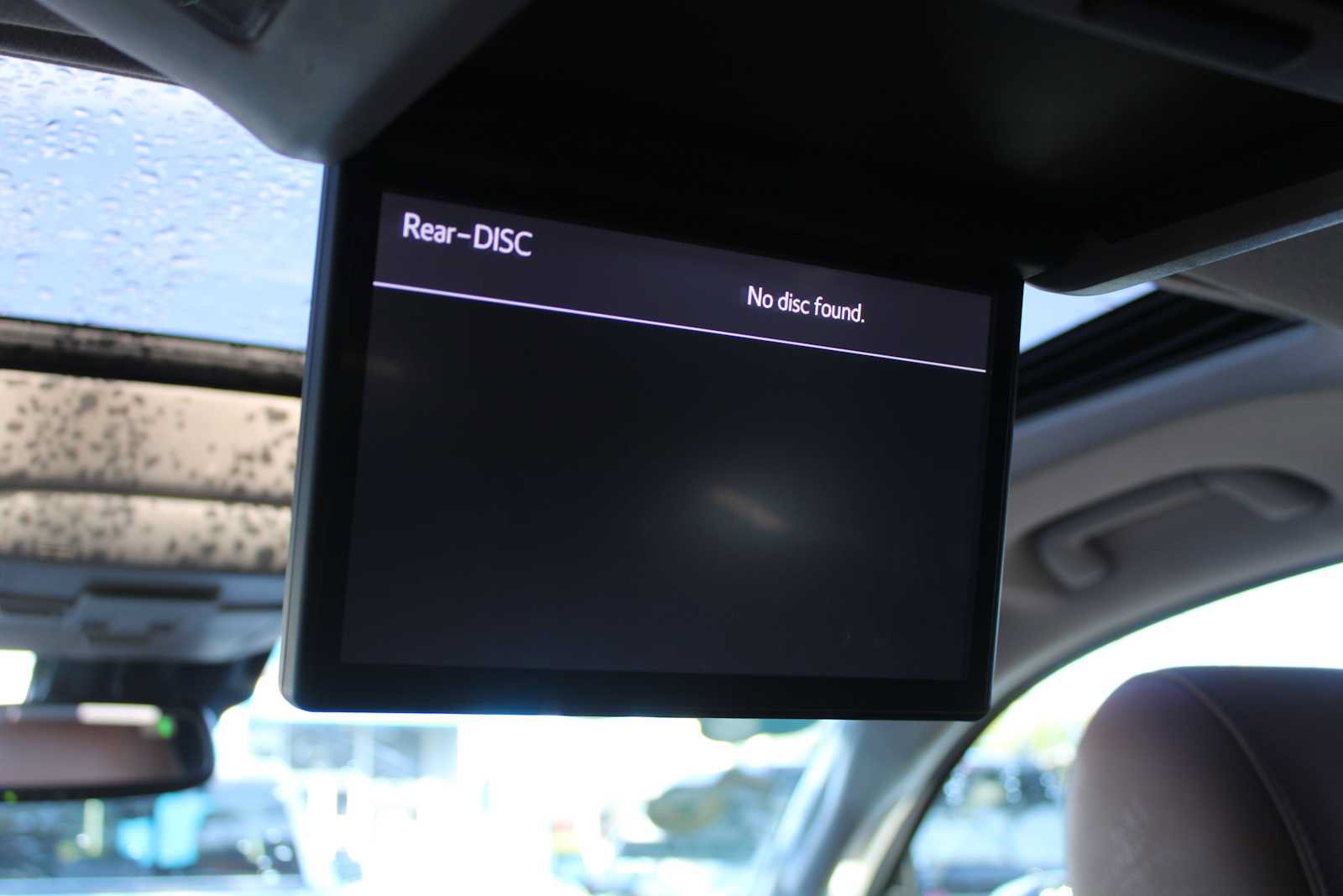 Used 2021 Toyota Sequoia Platinum AWD/4WD image 28
