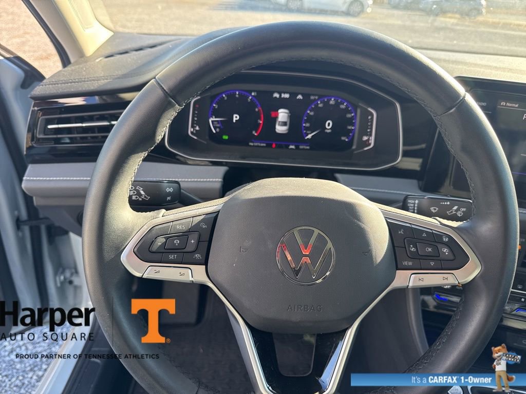 Used 2025 Volkswagen Jetta SEL image 17