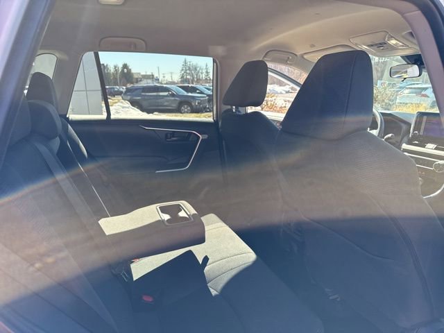 Used 2025 Toyota RAV4 LE image 28