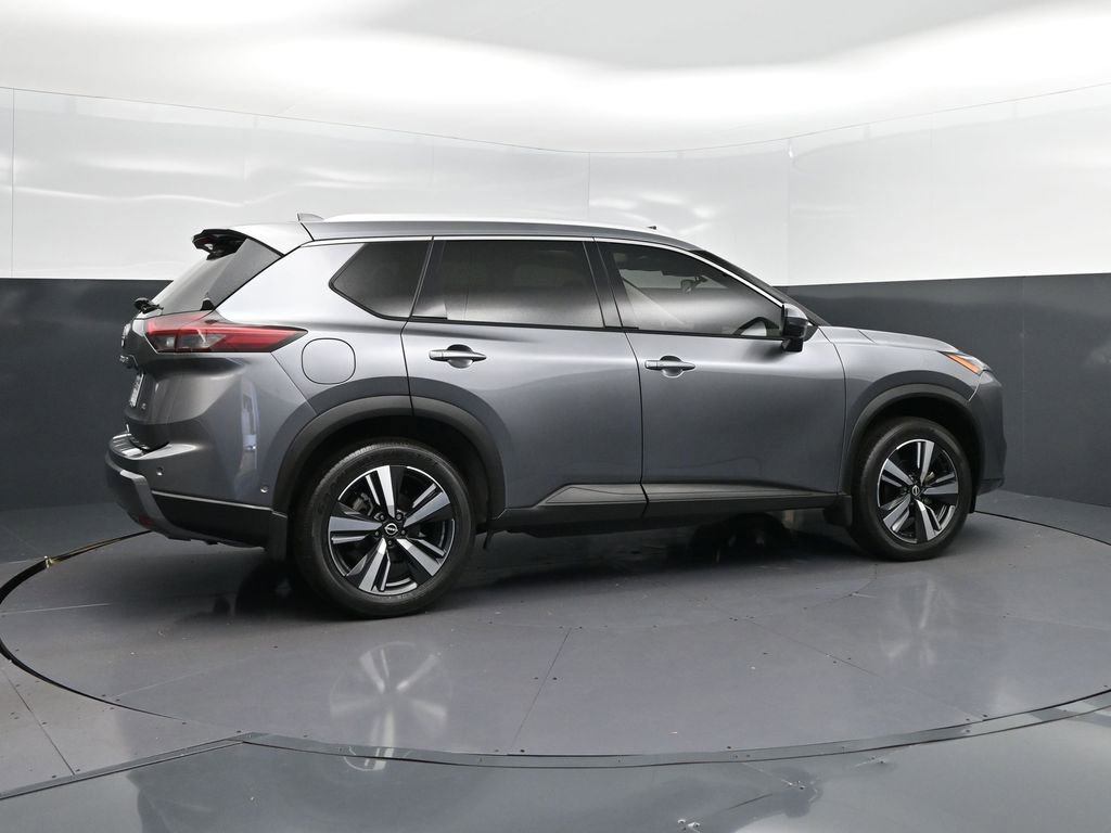 Used 2024 Nissan Rogue SL w/ SL Premium Package image 8