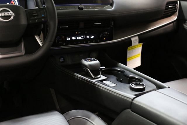 New 2026 Nissan Rogue Platinum w/ Platinum Premium Package image 16