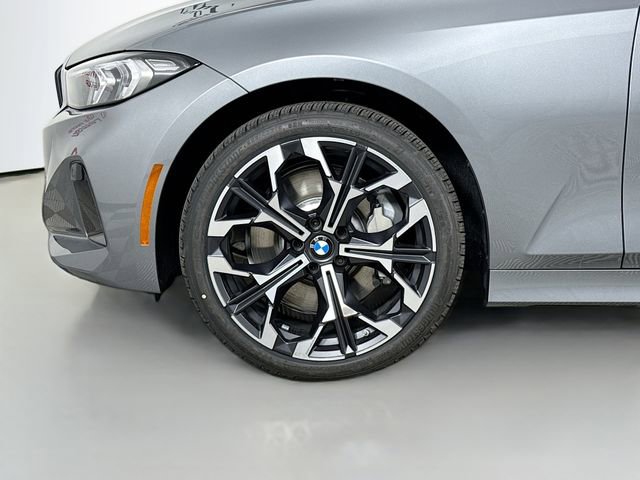 Used 2026 BMW 330i xDrive Sedan w/ Premium Package image 31