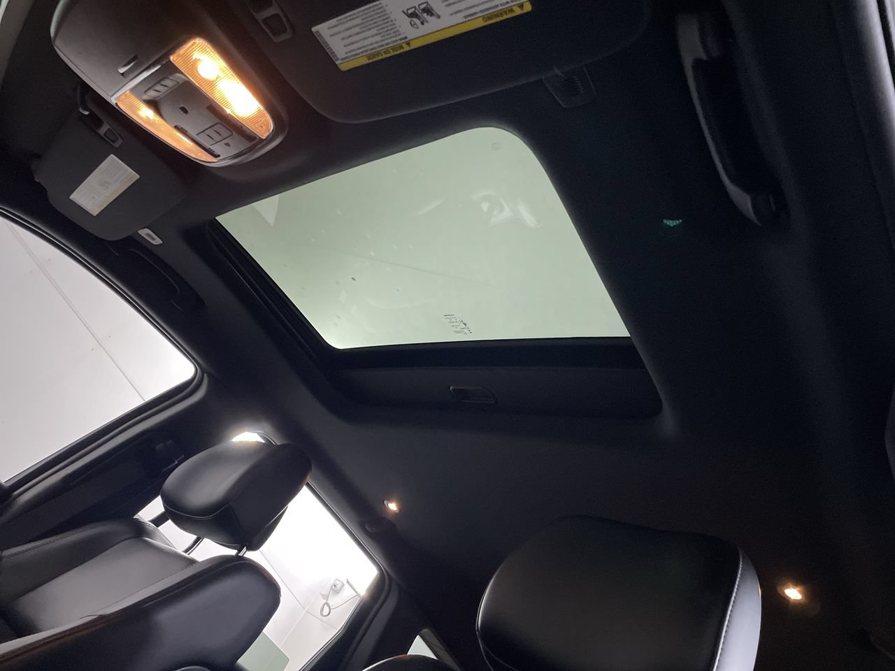 Used 2020 Jeep Grand Cherokee Altitude AWD/4WD image 19
